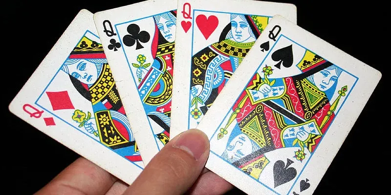 Cách chơi Tú Lơ Khơ – Mẹo đánh bài hiệu quả nhất 3 Cách hiểu luật chơi Tú Lơ Khơ đơn giản nhất là gì?